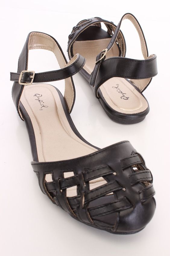 Black Closed Toe Sandals | CraftySandals.com