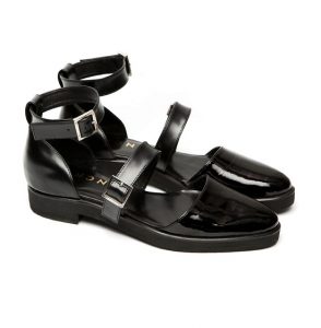 Pictures of Black Closed Toe Sandals