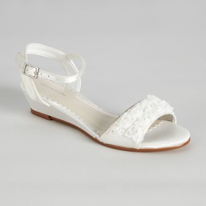 Ivory Sandals - CraftySandals.com